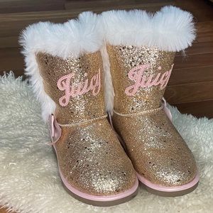 Taavi ‘s Threads: Girls Juicy Couture boots with bow and emblem detail.